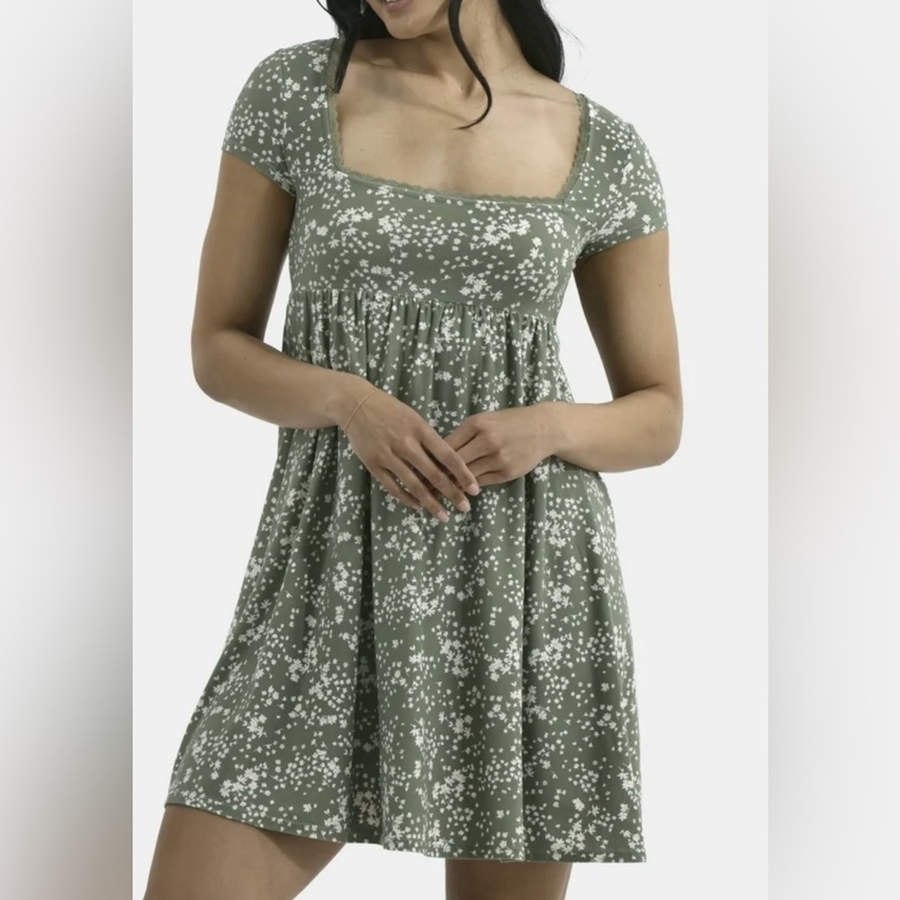 No Boundaries Babydoll Dress with Cap Sleeves, Women's